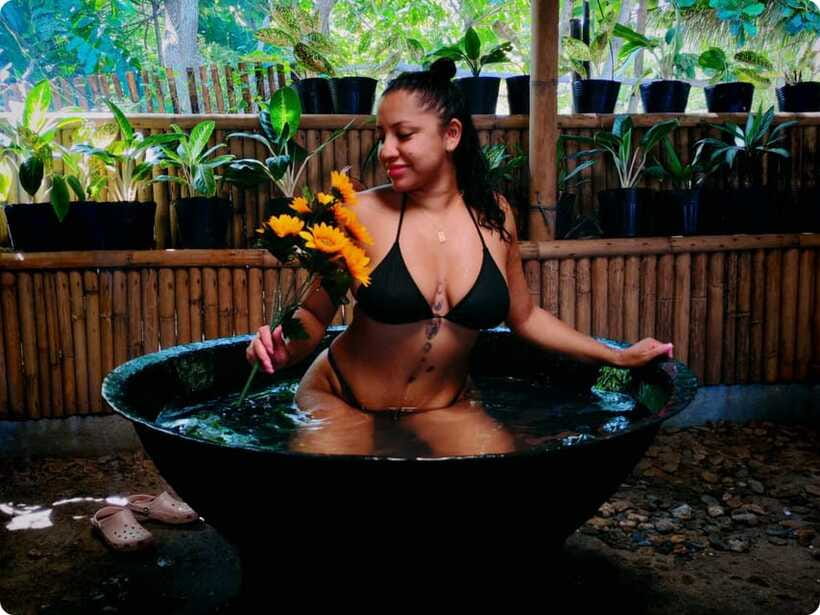 Boracay: Parasailing, Island Hopping, ATV Ride and Kawa Bath - Transfers require patience and flexible timing