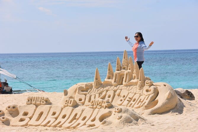 Boracay Private Island Hopping Premium with Lunch - A private four-hour outing around Boracay