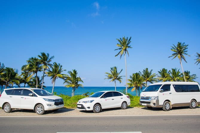 Boracay Private Island Hopping Premium with Lunch - The guide can shape the day