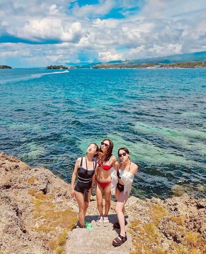 Boracay: Private Island Hopping & Snorkeling Tour - Magic Island and the optional cliff jump