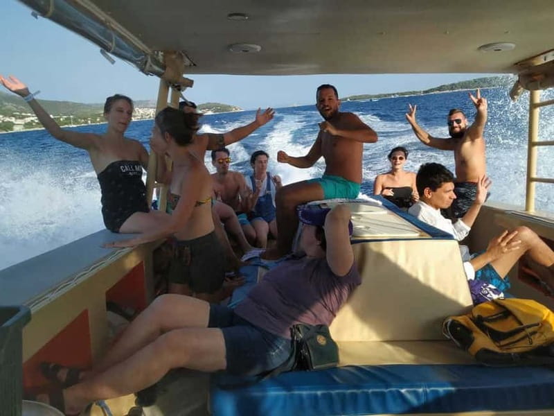 Brač: Blue Cave Island Hopping Luxury Tour - Stiniva Cove is a quick look at a dramatic shore
