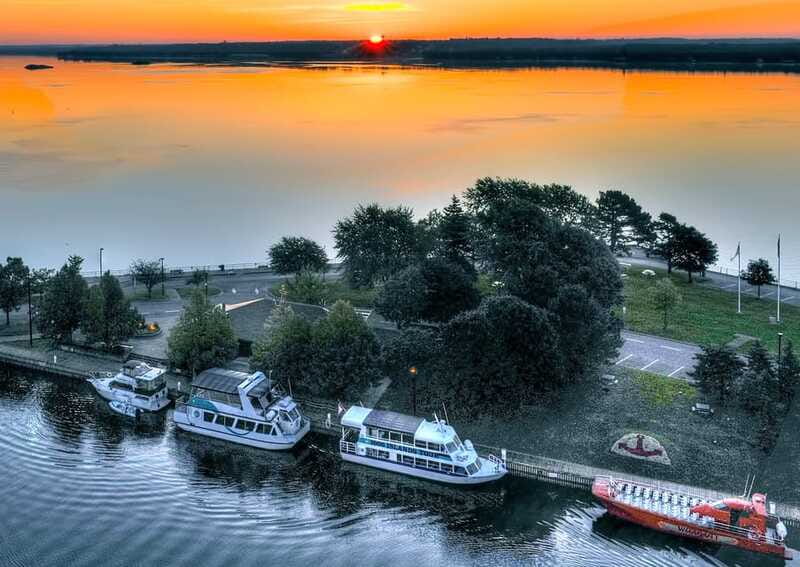 Brockville: 1000 Islands Cruise - My take: book it for the river, not a postcard promise