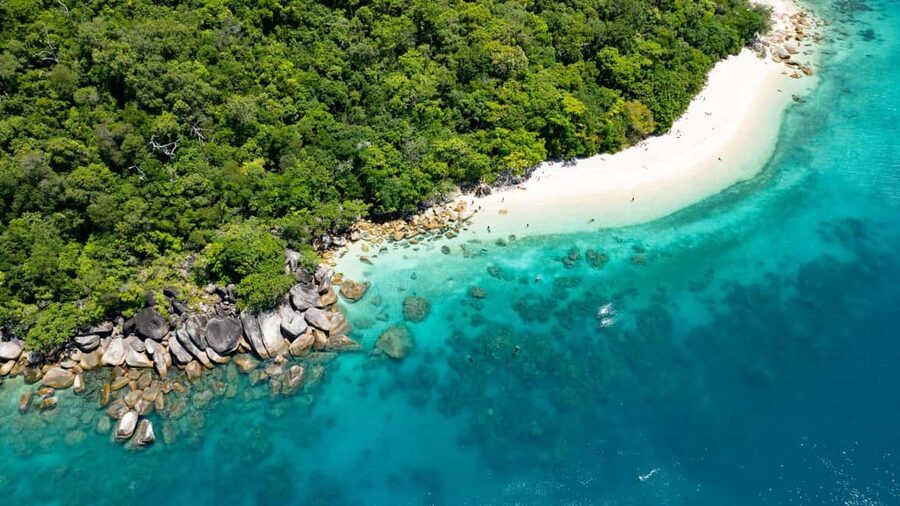 Cairns: Fitzroy Island Ferry, optional lunch, tours, snorkel - The 10:15 ferry and the arrival view