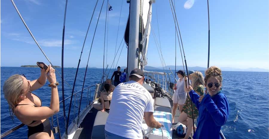 Cairns: Green Island & Great Barrier Reef Sailing Tour - What makes this day different