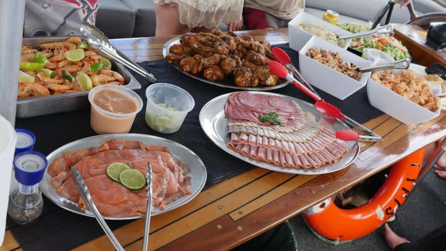 Cairns: Green Island & Great Barrier Reef Sailing Tour - Scuba options for beginners and certified participants