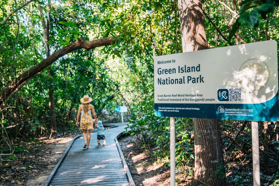 Cairns: Green Island Snorkelling or Glass Bottom Boat - Why Green Island makes an easy reef day