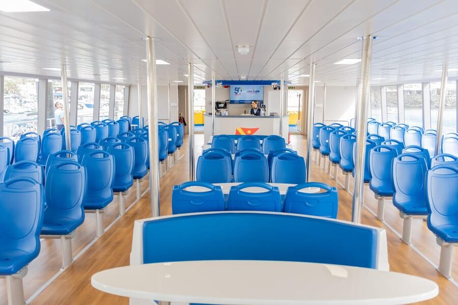 Canary Islands: Ferry Ticket Lanzarote/Fuerteventura - Playa Blanca departures and the ticket office