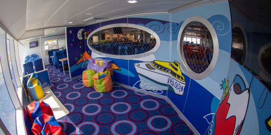 Canary Islands: Gran Canaria to Tenerife Ferry Ticket - The open return is the best feature