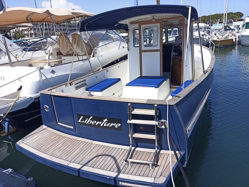Cannes: Private Boat Trip to Lerins Islands & Cap d'Antibes - Crossing the bay to the Lerins Islands