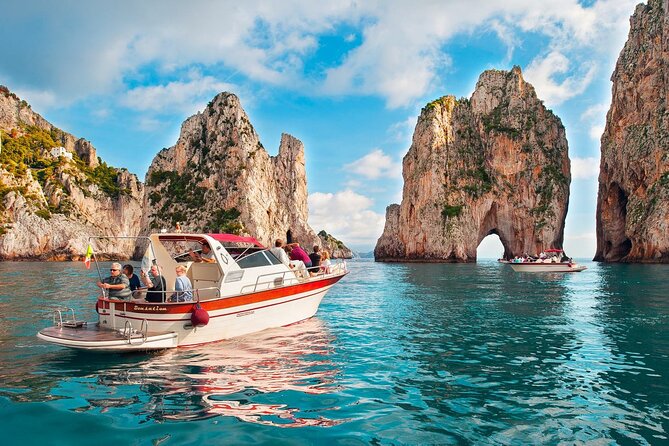 Capri Guided Boat Experience with Island Exploration and Transfer - Leaving Sorrento for Capri by small boat