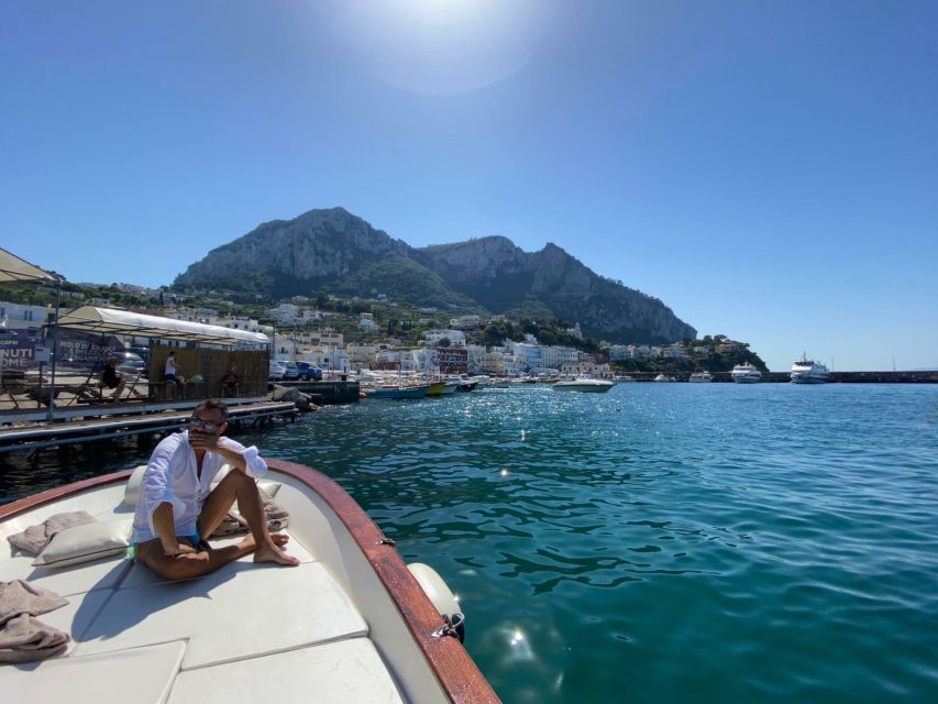 Capri: Island and Grottos Boat Cruise with Snacks and Drinks - Who should book this boat trip?