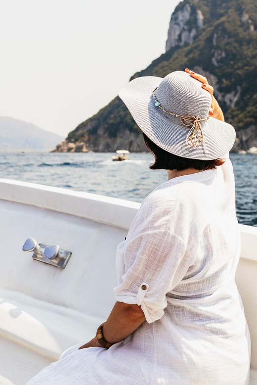 Capri: Island Boat Tour and Optional Blue Grotto Visit - Arco Naturale and the Faraglioni