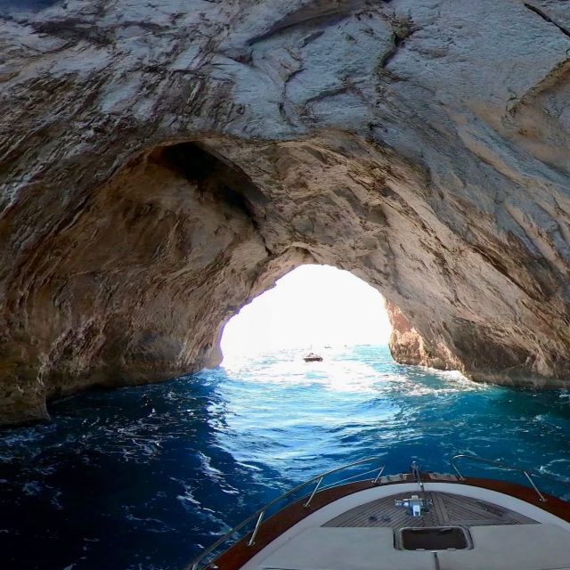 Capri: Private Island Boat Tour with Snorkeling and Swimming - Two hours or three, and why the difference matters