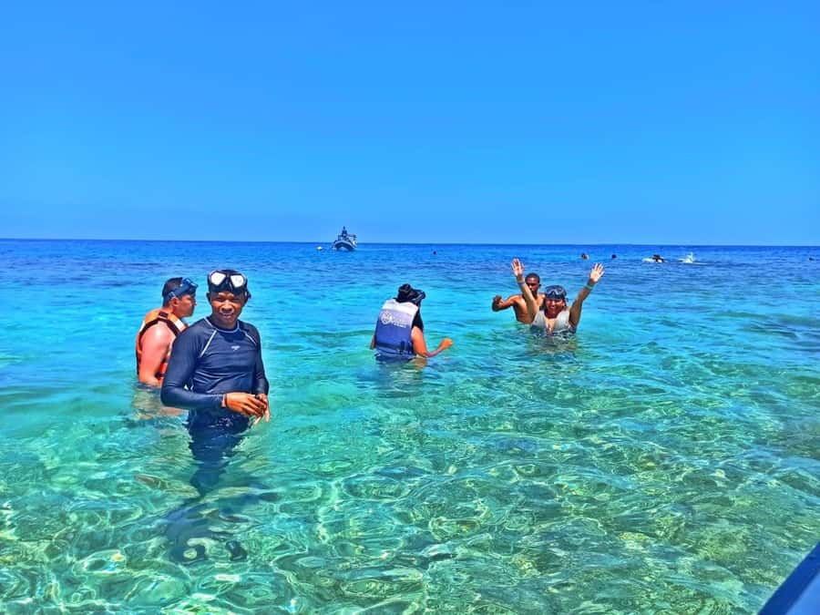 Cartagena: 4 Island Day Trip by Boat and Caribbean Lunch - Rosario Islands: views, reefs, and optional marine life