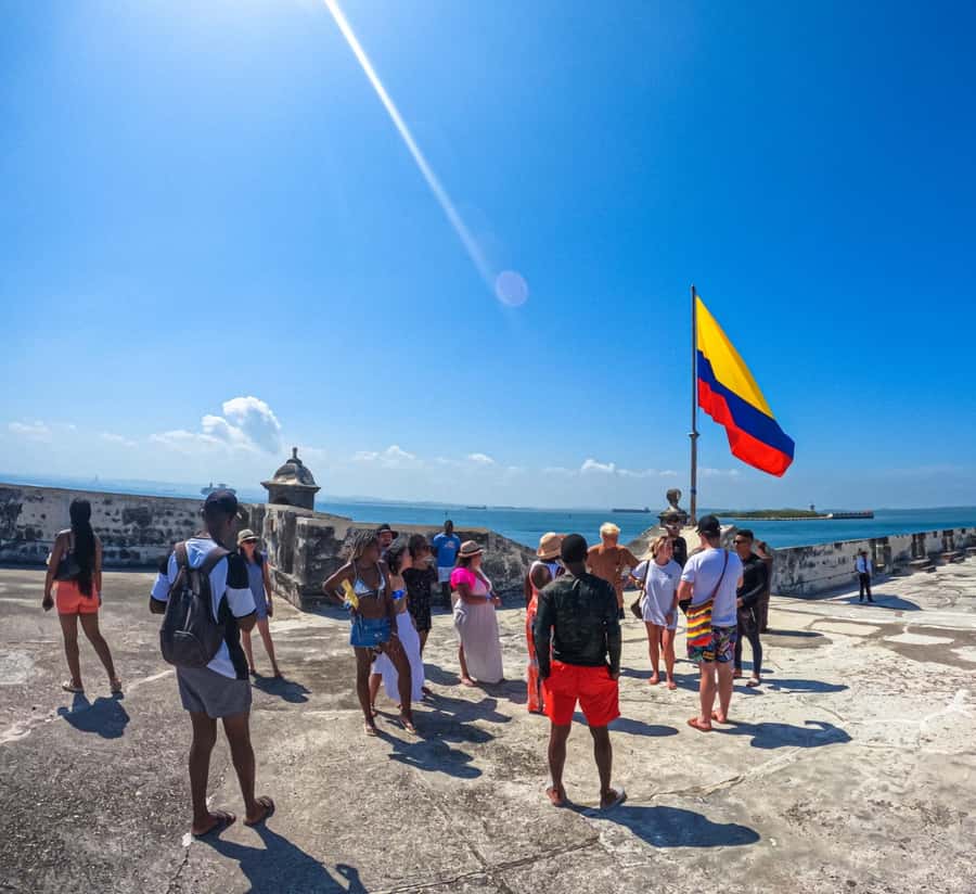 Cartagena: 5 Island Boat Tour with Night Bioluminescent Stop - What the speedboat day feels like