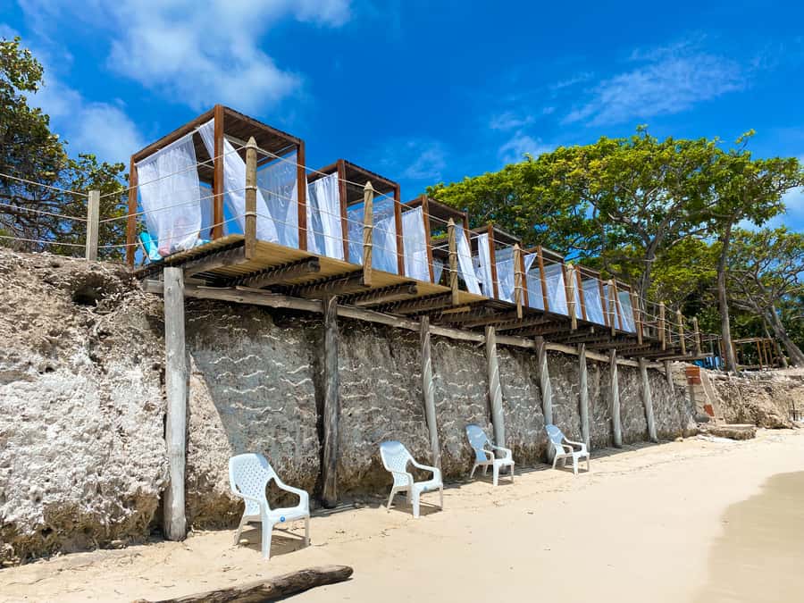 Cartagena: 5-Island Trip by Boat with Lunch and Snorkeling - Cholón is for party energy, not peace