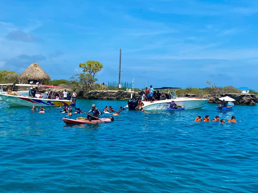 Cartagena: 5-Island Trip by Boat with Lunch and Snorkeling - Tranquila Beach gives you time to slow down