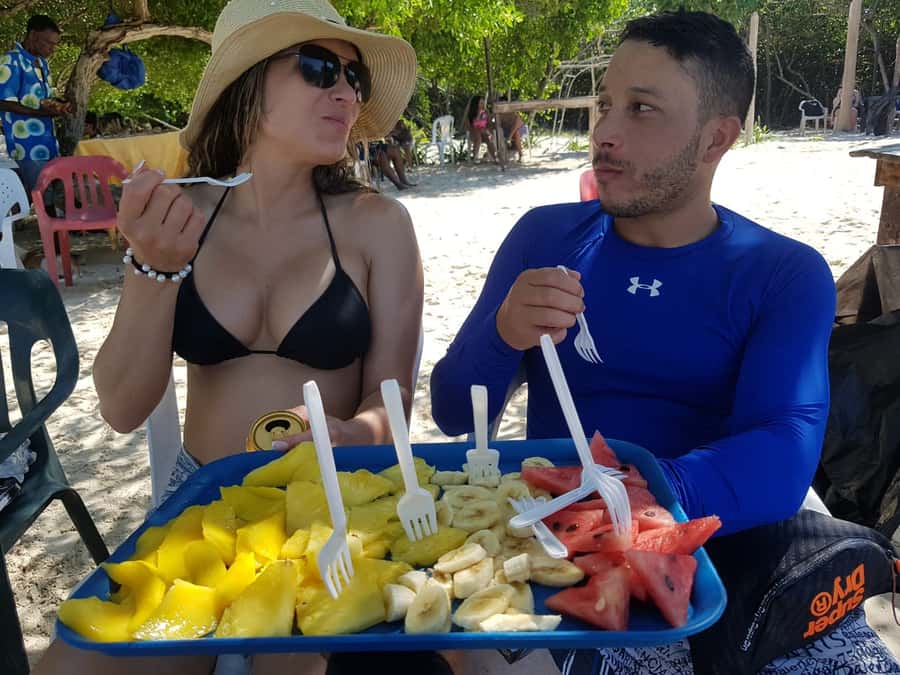 Cartagena: 5-Island Trip by Boat with Lunch and Snorkeling - Bocachica and Fort San Fernando set the tone