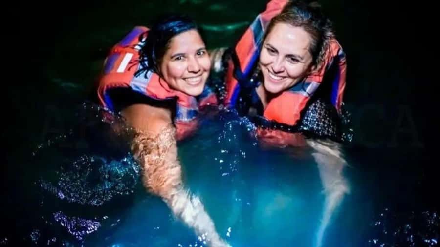 Cartagena: Four Island + Snorkel and See Plankton - Sunset, road time, and the plankton search