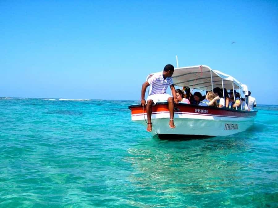 Cartagena: Rosario islands Playa Blanca Barù by boat & lunch - Who should book this trip