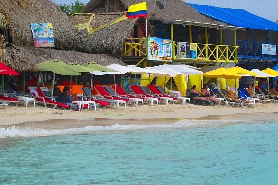 Cartagena: Visit 4 islands in a speedboat + plankton! - The luminous plankton experience after dark