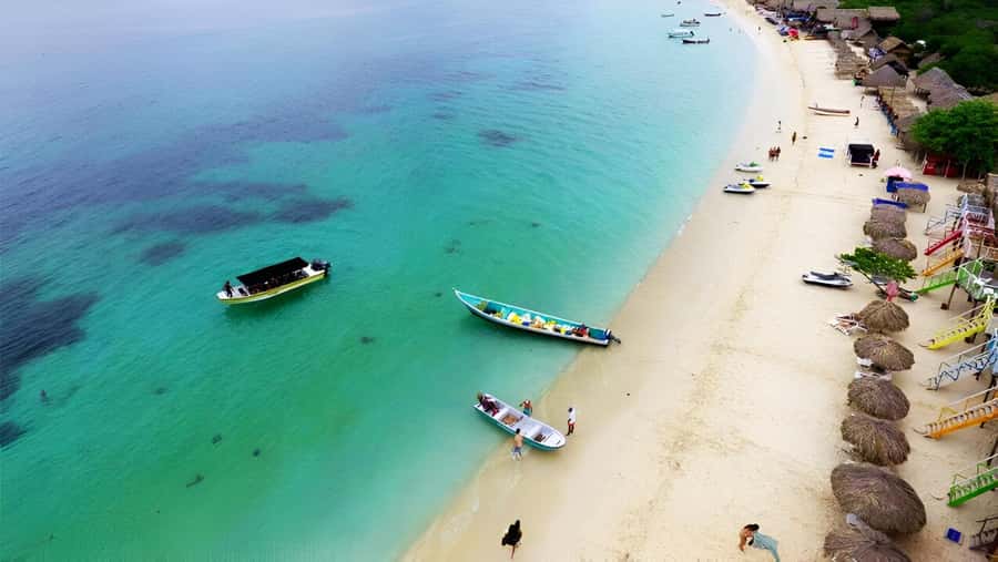 Cartagena: Visit 4 islands in a speedboat + plankton! - Who should book this island circuit