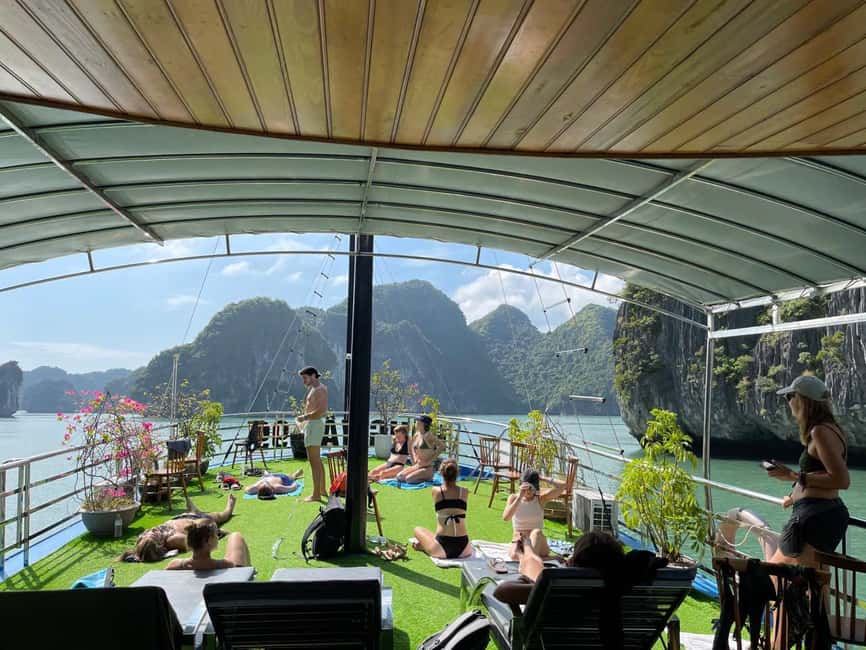 Cat Ba/Ha Noi: Lan Ha and Monkey Island Full Day Boat Trip - Bright and Dark Cave by kayak
