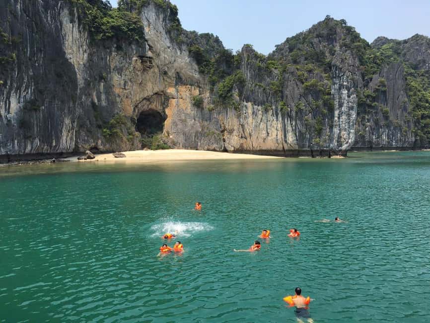 Cat Ba/Ha Noi: Lan Ha and Monkey Island Full Day Boat Trip - Guides, boat comfort, and the social side