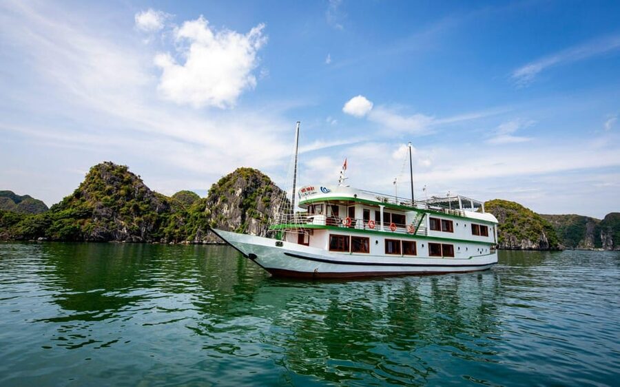 Cat Ba Island: Halong & Lan Ha Bay, cozy boat, biking, kayak - What the $134 price really covers