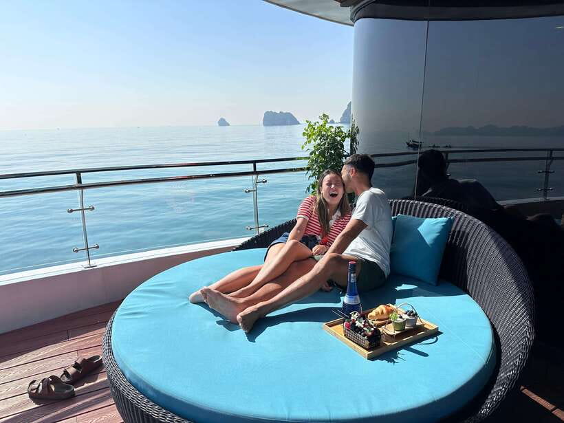 Cat Ba Island: Lan Ha Bay Full-Day with Luxury Cruise - Lunch on board and time to slow down