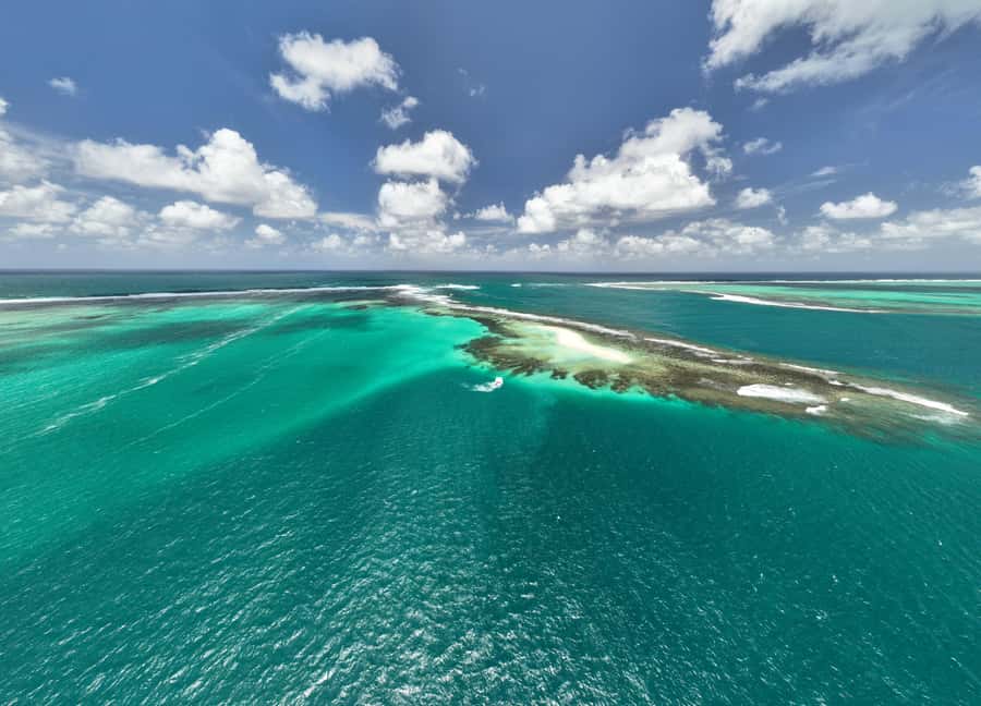Catamaran Mauritius: South East 5 Islands Catamaran Cruises - A full day on Mauritius’s southeast lagoon