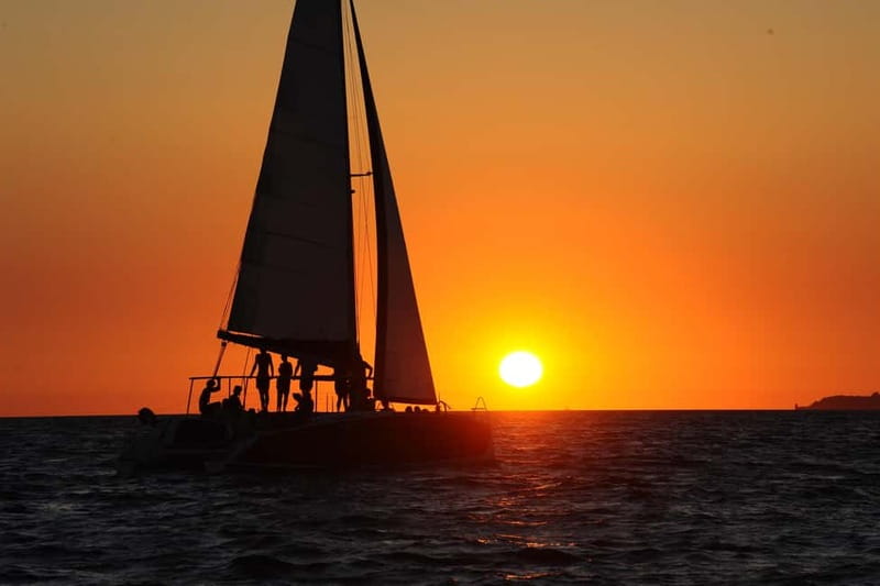 Catamaran trip to the Lavezzi Islands at sunset with snorkeling - Boarding near Piantarella Beach