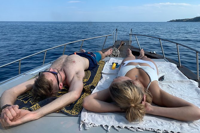 Catania: Cyclops Islands & Timpa Nature Reserve Boat Tour - What the snorkeling is really like