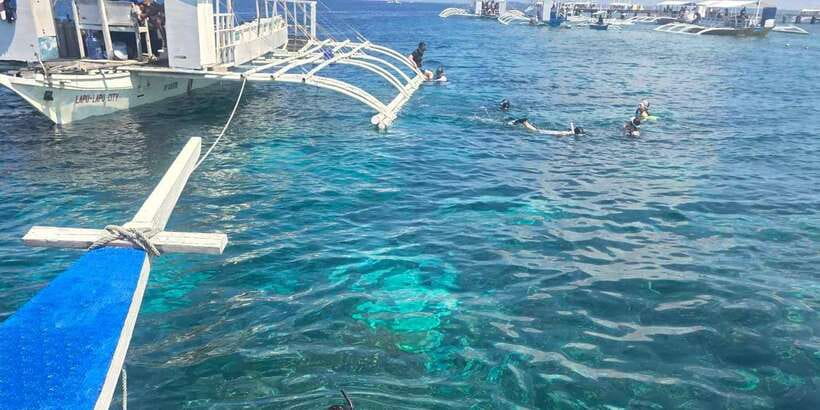 Cebu Island Hopping with Lunch - The guides are a major part of the value