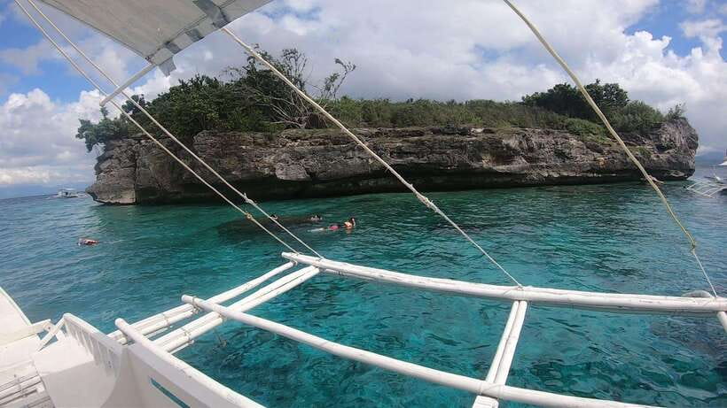 Cebu: Moalboal Island Hopping & Kawasan Falls Adventure - Kawasan Falls after the sea