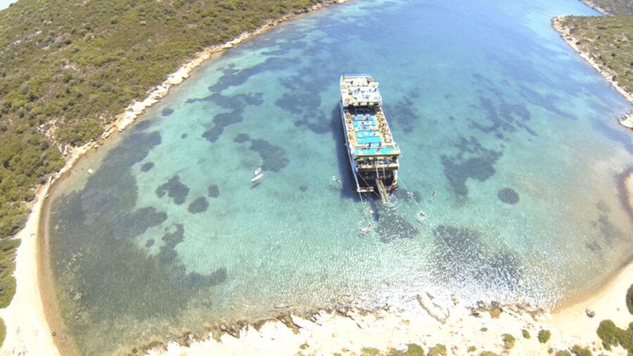 Cesme: Islands and Bays Boat Trip with BBQ Lunch - Why This Cesme Boat Trip Works So Well