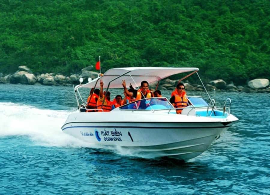 Cham Island: 1-Day Speedboat Trip with Snorkeling and Lunch - The ride from Cua Dai Pier to Cham Island