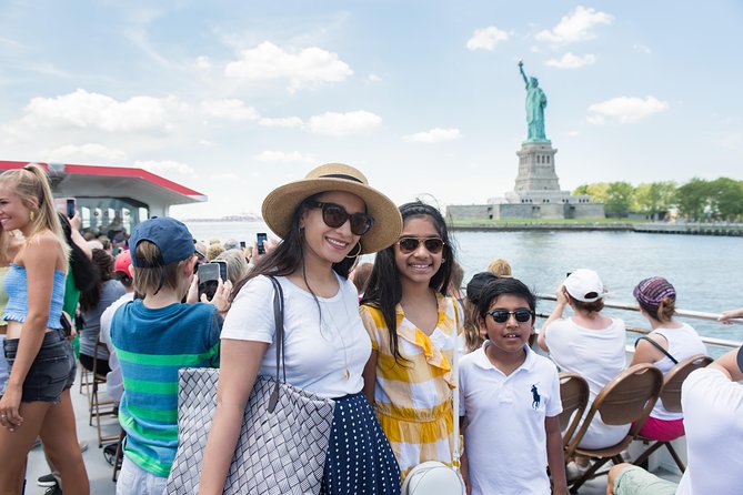 Circle Line: 2.5hr - Complete Manhattan Island Cruise - Lower Manhattan, bridges, and the East River