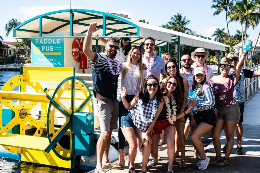 Clearwater: Island Hop and Dolphin Watch Boat Tour - Space, Comfort, and the Onboard Bathroom