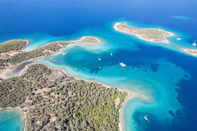 Cleopatra Island Boat Trip From Marmaris With Lunch and Drinks - İncekum and Lacivert Koy swimming stops