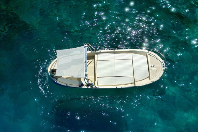 complete tour of the island of Capri by private boat - Marina Piccola is your best swimming stop