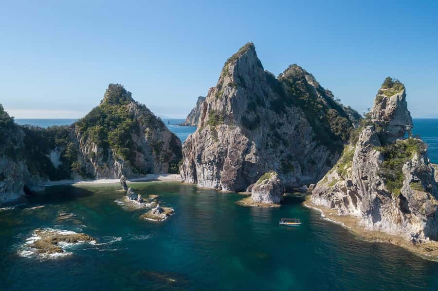 Coromandel: Aldermen Islands Marine Reserve Wildlife Cruise - What the two-hour route feels like