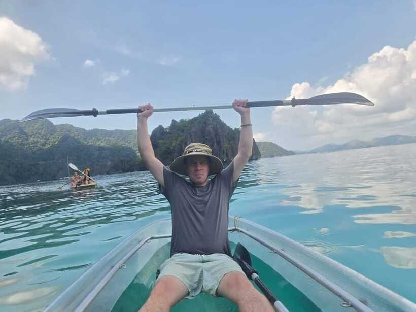 Coron: Pukaway Underground Cave Cenote & Island Hopping Tour - A generous beach lunch, with a note on portions