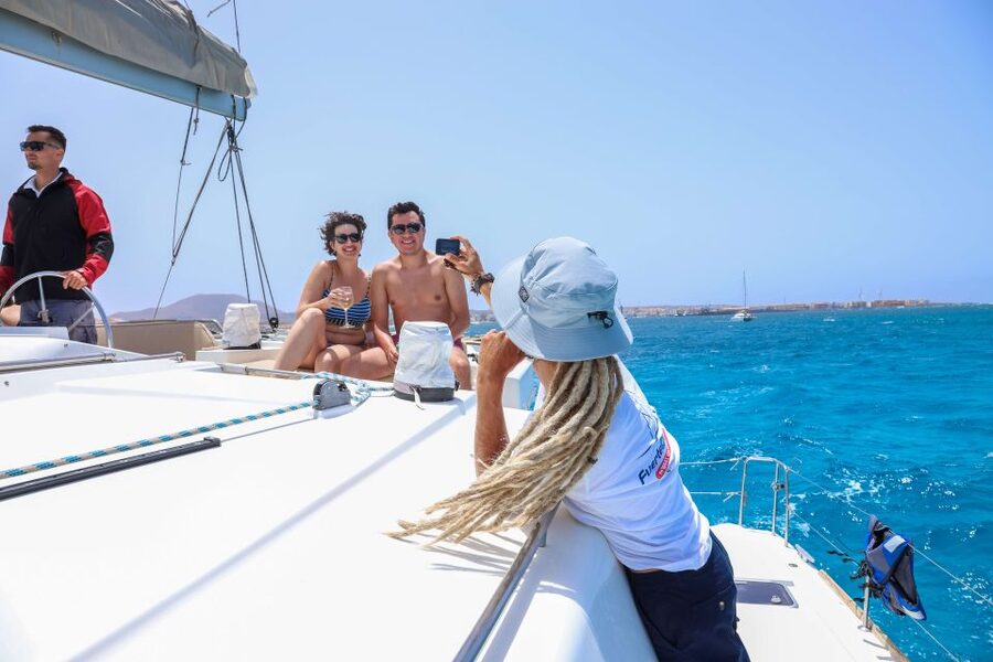 Corralejo: Adults-Only Catamaran Day Trip to Lobos Island - A genuinely small-group boat trip