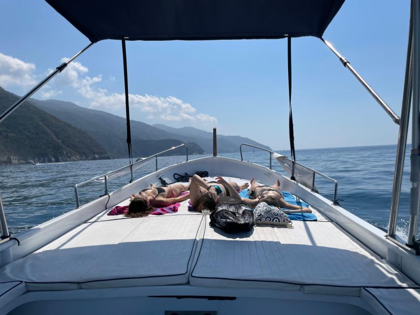 Cruise:Portovenere and the 3 islands with aperitif included! - Fezzano, Cadimare, and Le Grazie