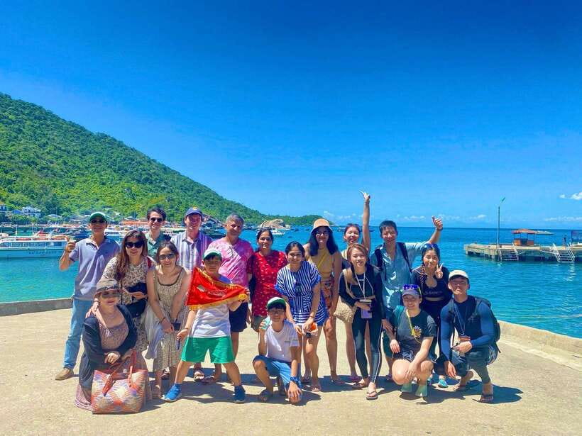Da Nang/Hoi An: Cham Island Speedboat Tour with Snorkeling - Lunch at a local restaurant