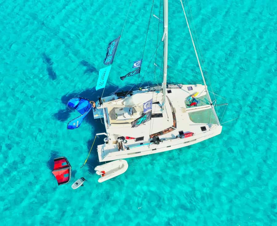 Dakhla Catamaran Tour & Dragon Island Visit - Snacks, drinks, and the return sail