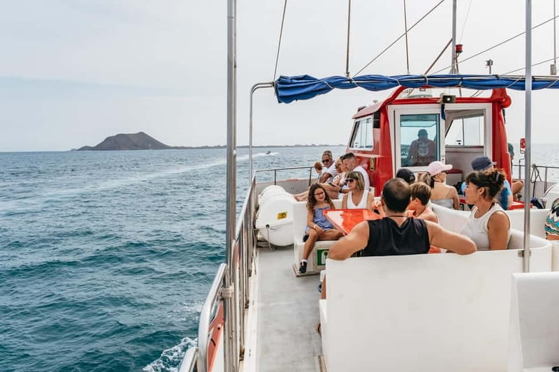 Desde Corralejo: Lobos Island Ferry with Optional Transfer - Clear water, beaches, and time outdoors
