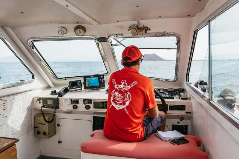 Desde Corralejo: Lobos Island Ferry with Optional Transfer - What the $20 price really buys