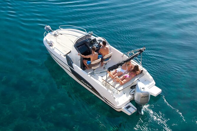Discover the Lérins Islands and the Bay of Cannes by Private Boat - Leaving Cannes from Port Pierre Canto